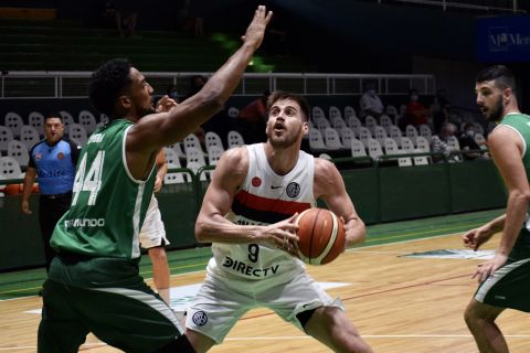 Un Ciclón en el último cuarto