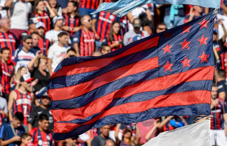 HOMENAJE A LAS MUJERES QUE HACEN A SAN LORENZO