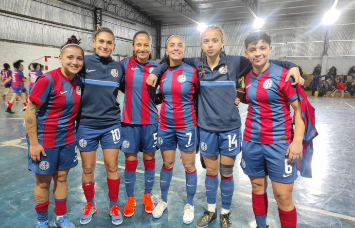 Triunfazo de las Santitas 