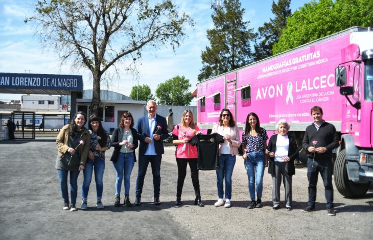 SAN LORENZO RECIBIO AL MAMÓGRAFO MÓVIL AVON-LALCEC