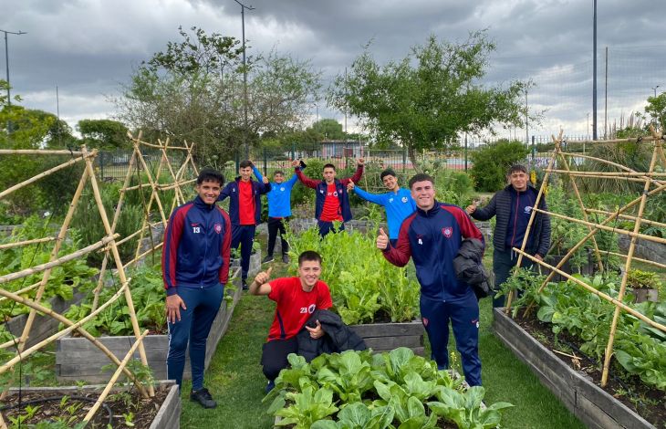 Capacitación en la huerta del GCBA
