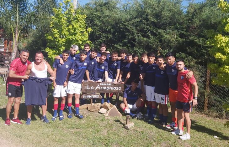 La Escuela de Fútbol viajó a Entre Ríos