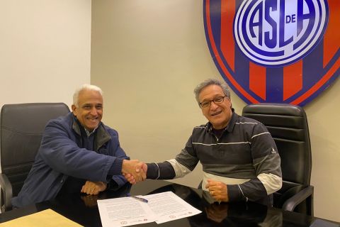 Convenio con el Instituto Crónica