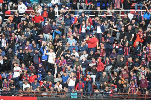 ¡Alentá al Ciclón ante Arsenal!