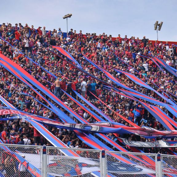 ¡Vení al partido contra Central!