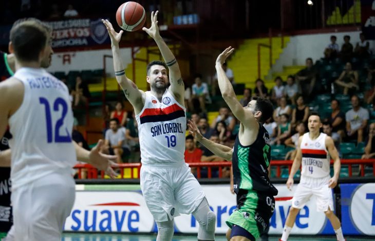 La gira arrancó con derrota
