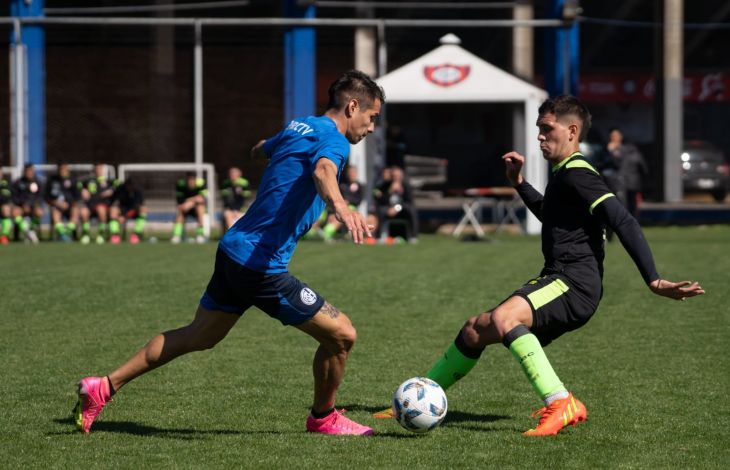 Práctica de fútbol ante Barracas Central