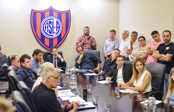 Nueva reunión de CD