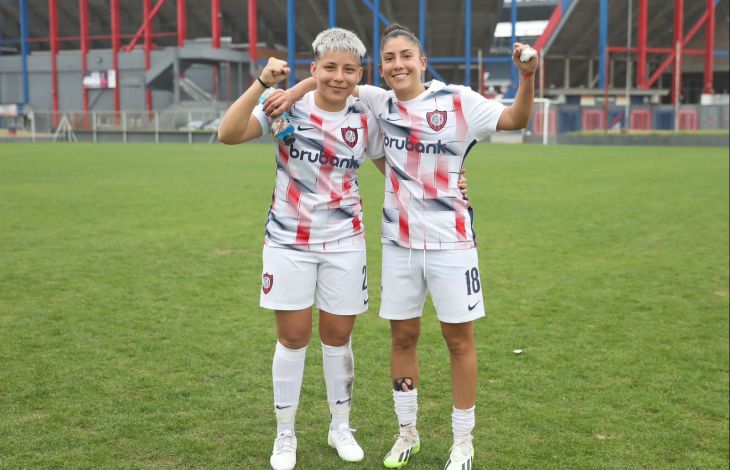Las Santitas ganan y son líderes