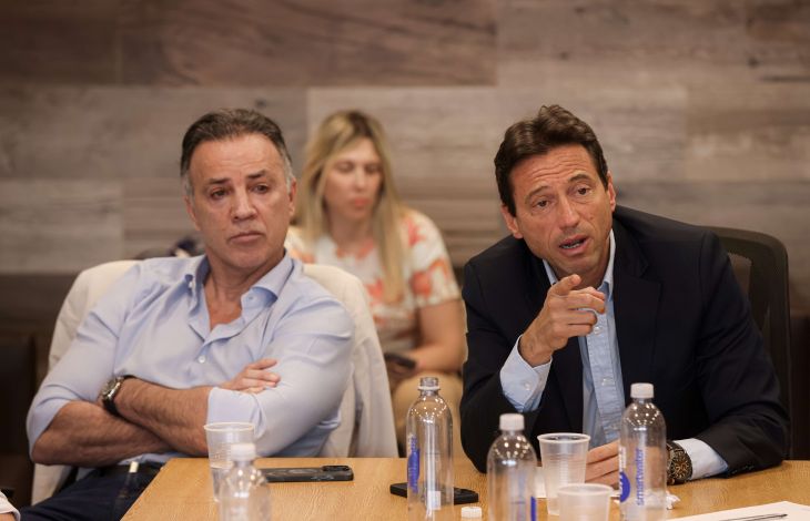 RENOVACIÓN DE CARGOS