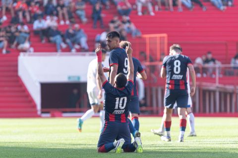 Sopló en La Paternal