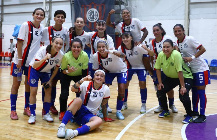  Las Santitas volvieron con triunfo 