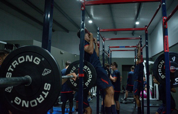 Renovación total del gimnasio de Juveniles