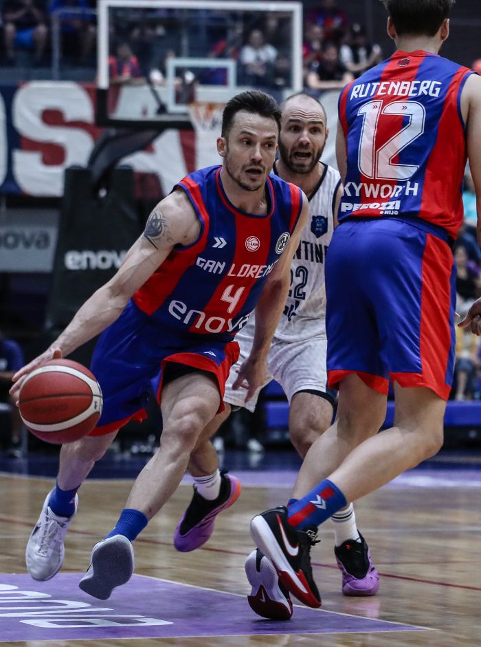 Por la tercera victoria consecutiva