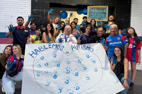 Para concientizar sobre el autismo