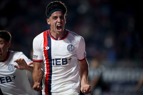 ¡Triunfazo, Ciclón!