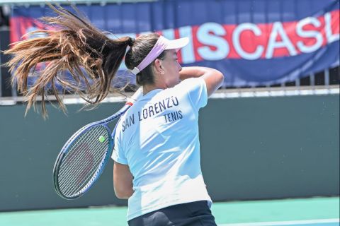 Entre los cuatro mejores