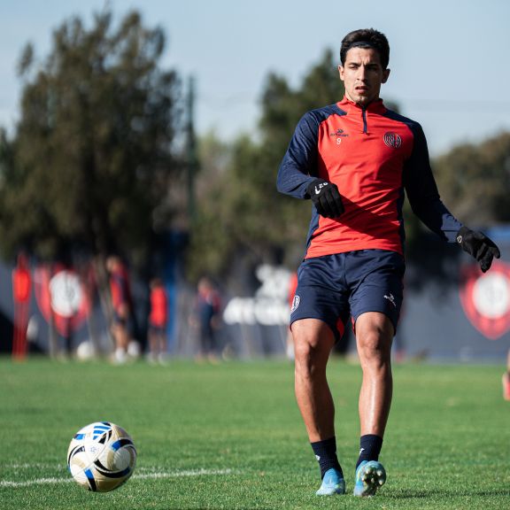 Fuerza, potencia y cada vez más pelota
