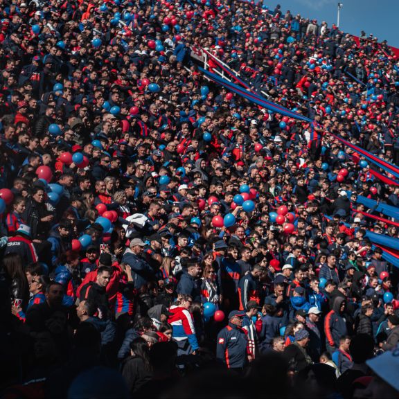 ¡Vení al partido con Talleres!