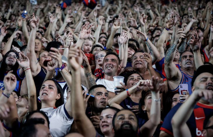 ¡Vení al partido con Vélez!
