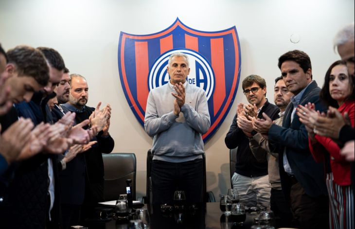 Primera reunión de CD: un mensaje y los cargos