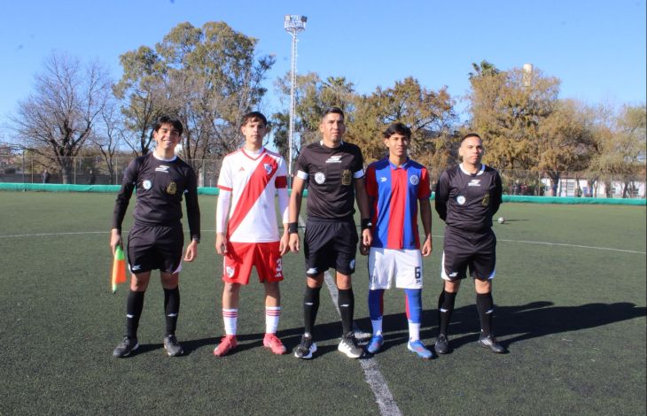Los pibes de Liga Metropolitana se hicieron fuertes ante River