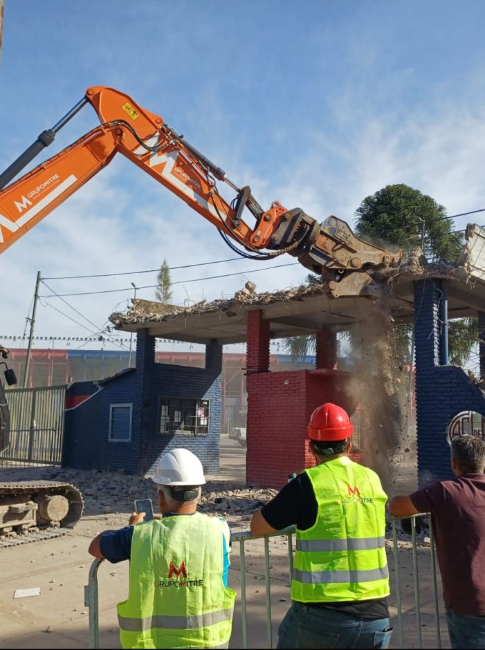 Renovación del acceso de Avenida Varela