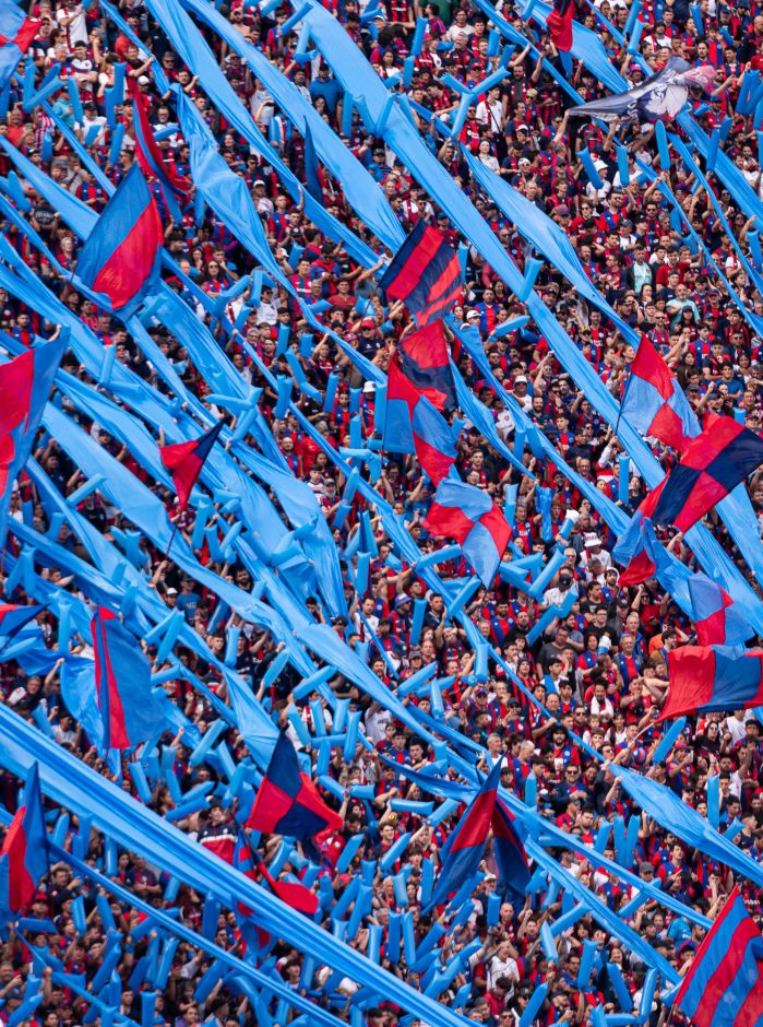 ¡Vení al partido con Estudiantes!