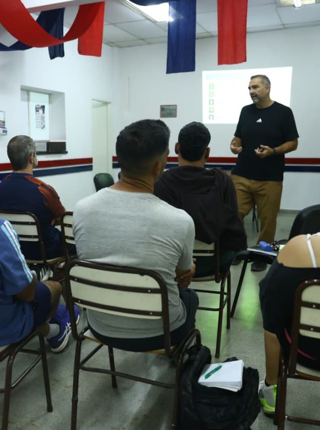 Capacitación para técnicos y profes