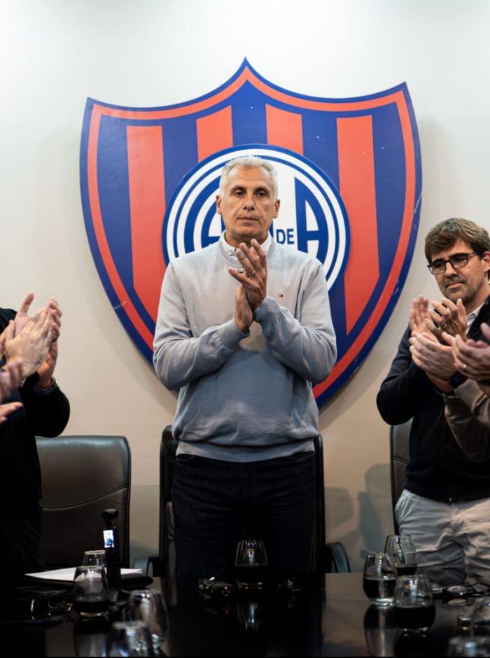 Primera reunión de CD: un mensaje y los cargos