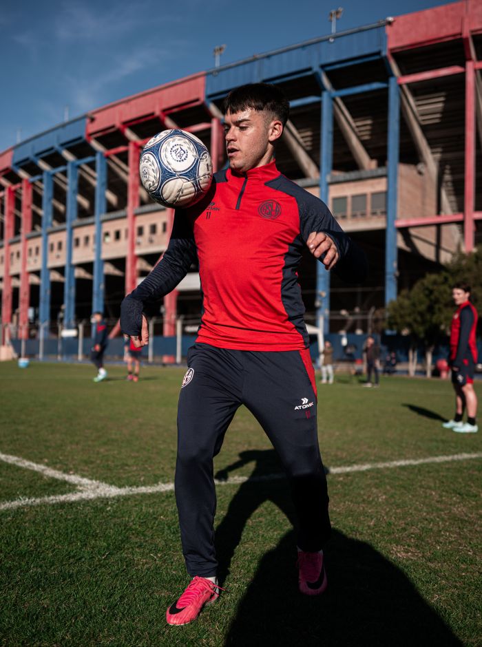 Pipo, a puro fútbol