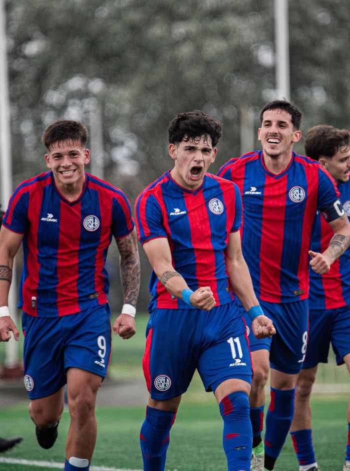 Los pibes ganaron un clásico clave