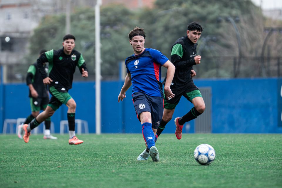 Acción en Ciudad Deportiva
