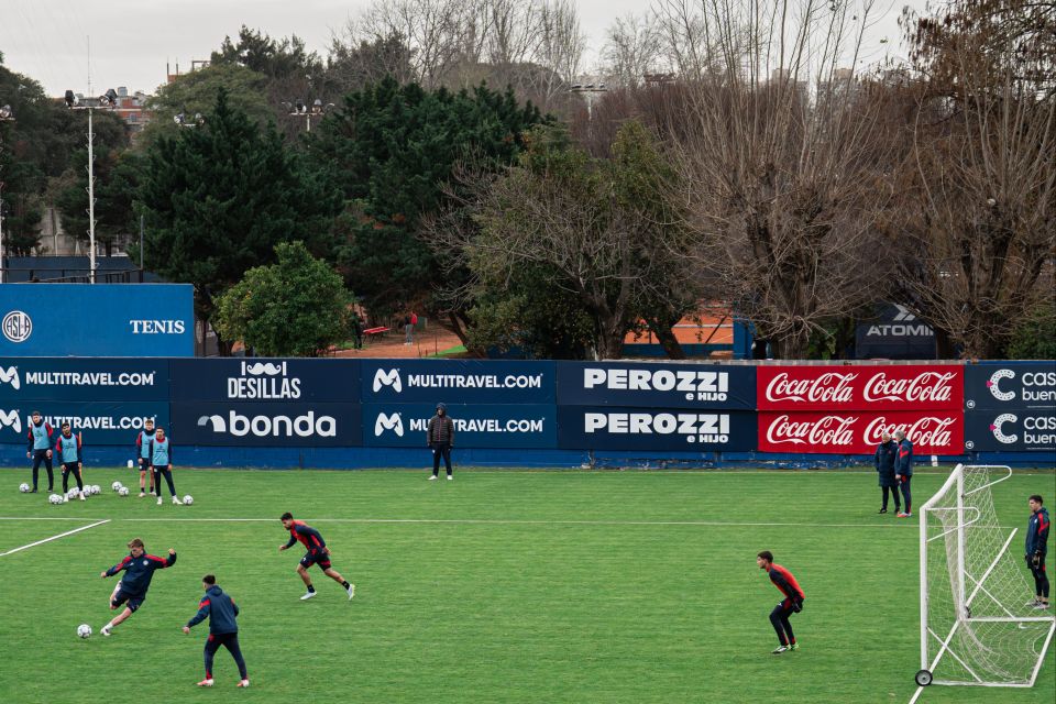 Práctica exigente en Ciudad Deportiva
