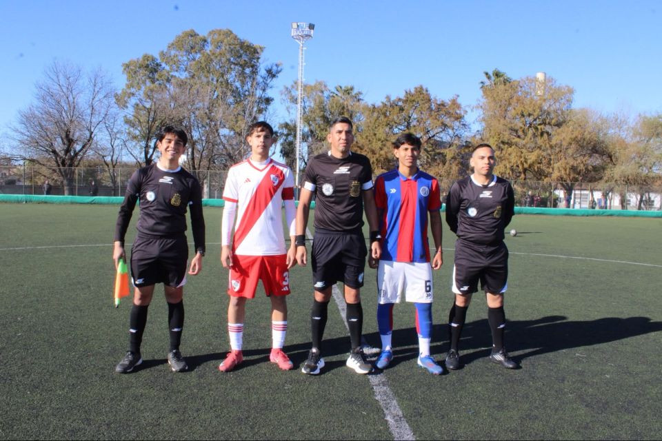 Los pibes de Liga Metropolitana se hicieron fuertes ante River