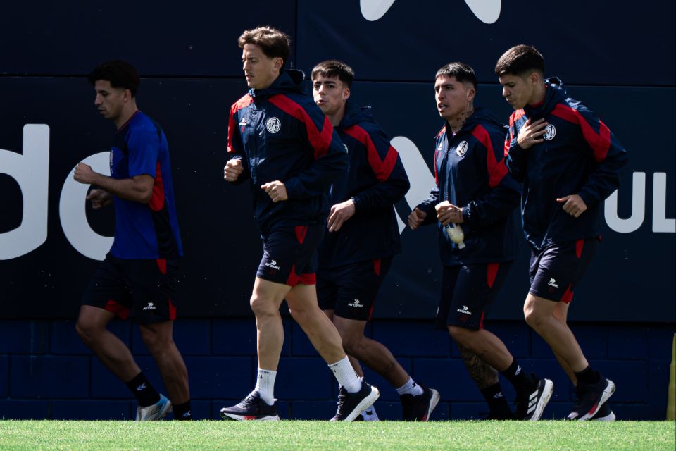 San Lorenzo ya se entrena enfocado en Vélez