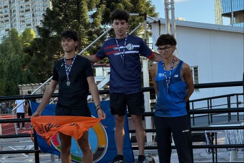 San Lorenzo vuela en el CeNARD