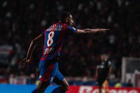 ¡Triunfazo bajo la lluvia!