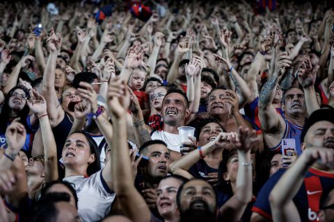 ¡Vení al partido con Vélez!